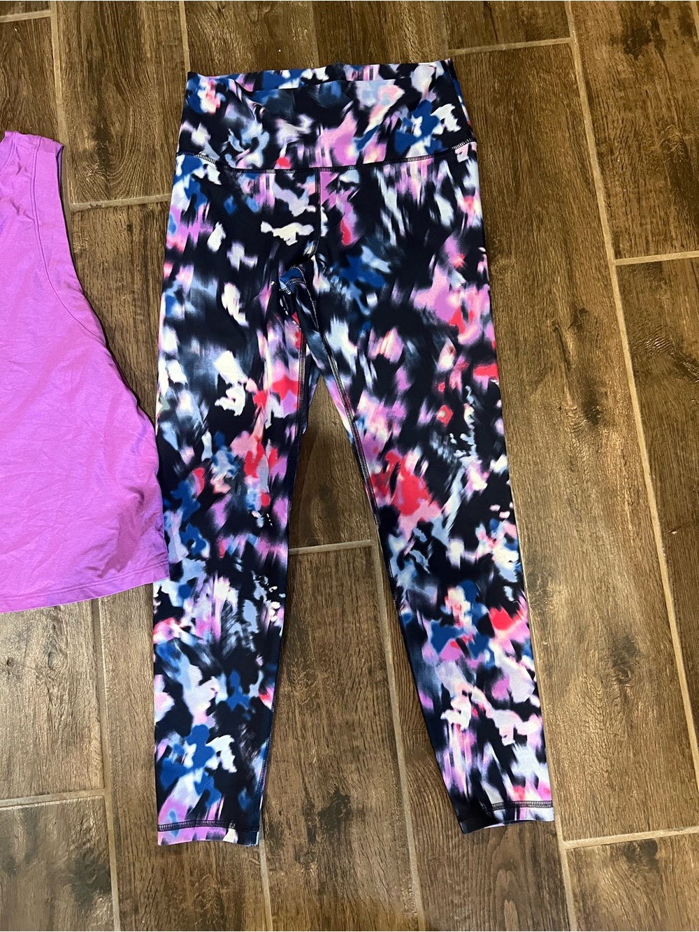Purple Active Tank Top & Multicolor Abstract Print Leggings Set. Women’s size M - Picture 2 of 5
